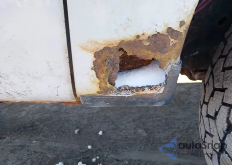 2011 Ford F-150 Xl z USA, uszkodzony, nr VIN 1FTNF1EF6BKD89922